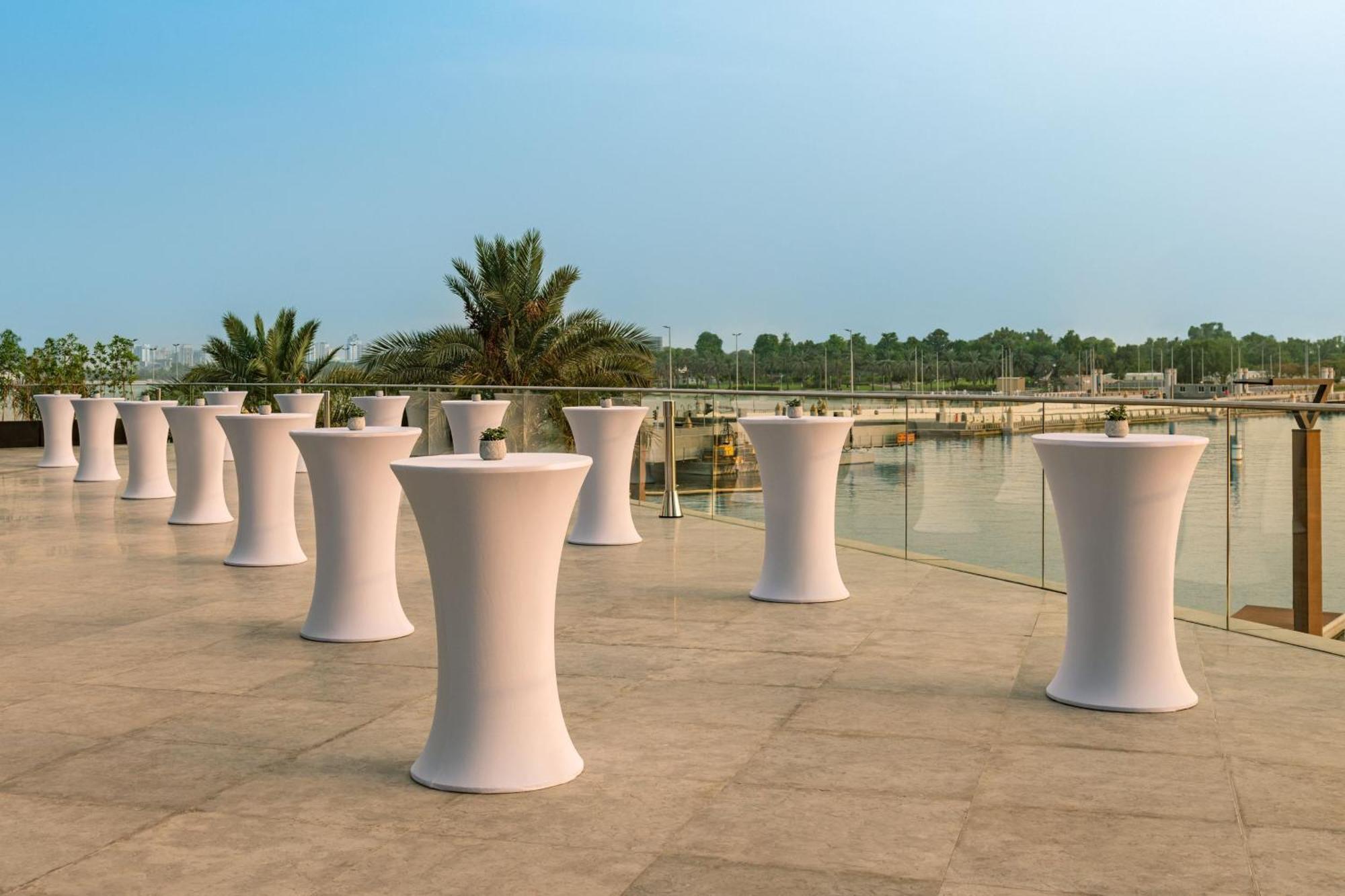 Marriott Marquis Dubai Hotel Bagian luar foto